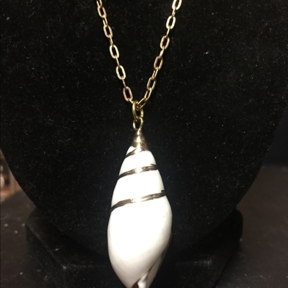 Gold plated Seashell necklace